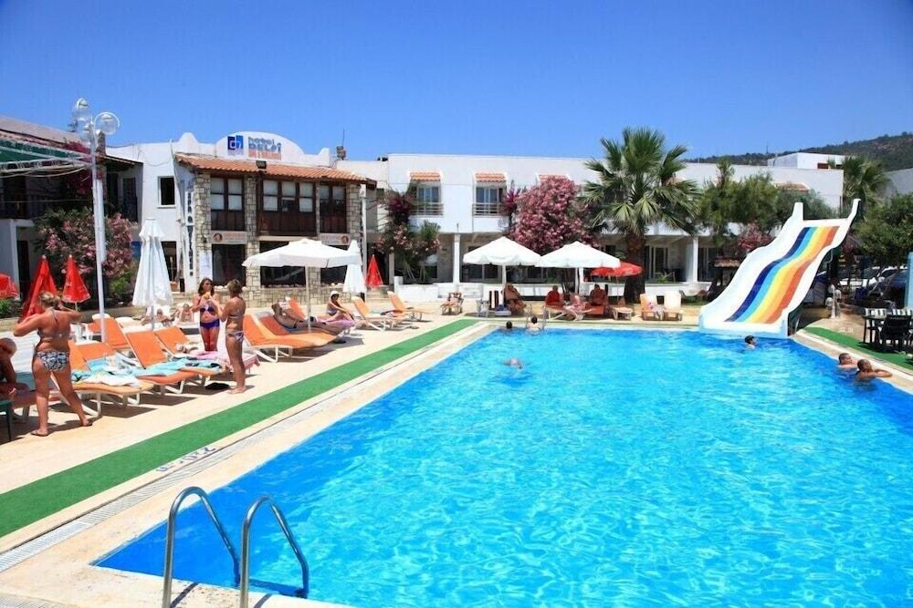 Delfi Hotel Spa&Wellness Center Bodrum Exterior foto