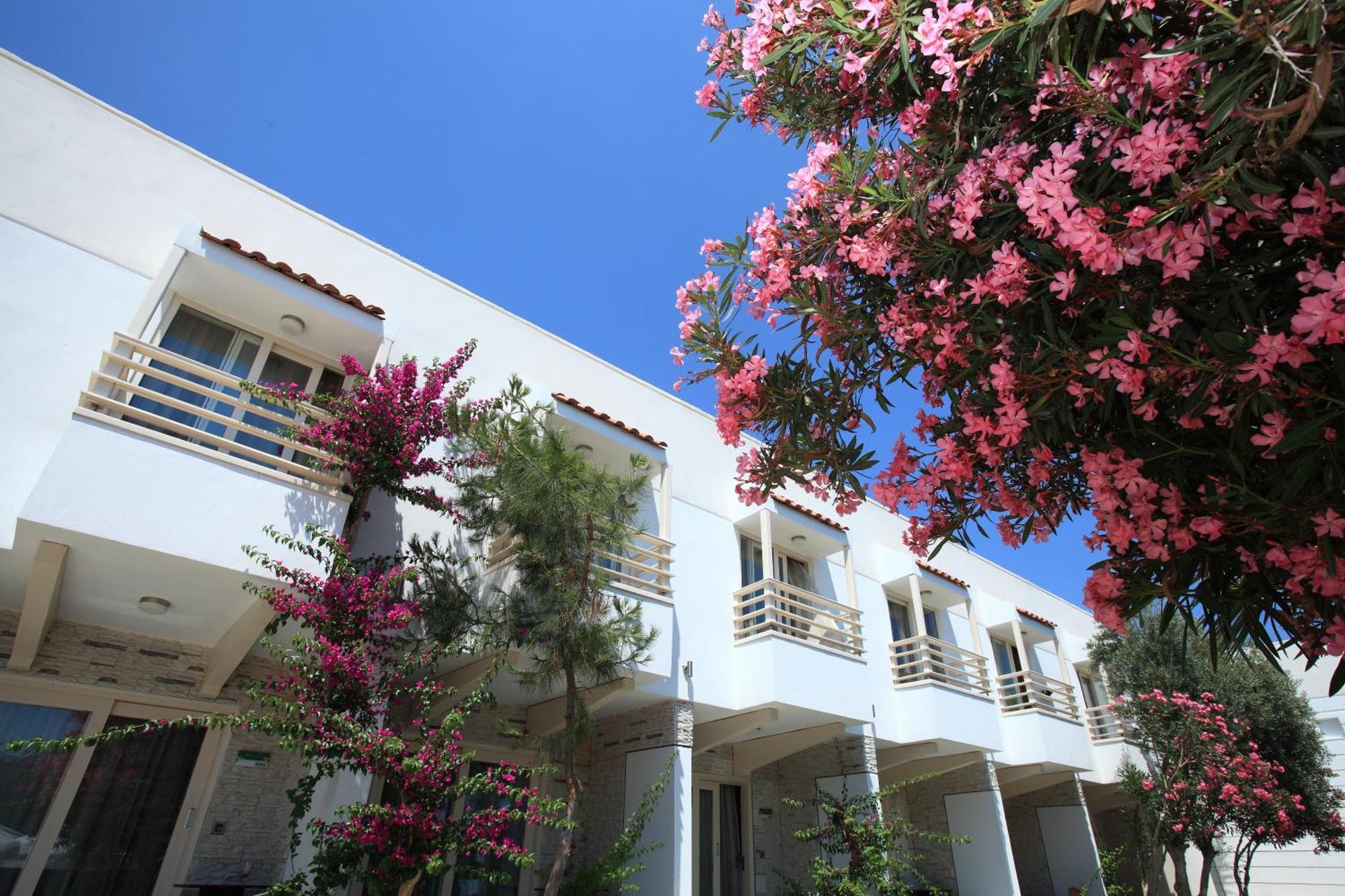 Delfi Hotel Spa&Wellness Center Bodrum Exterior foto