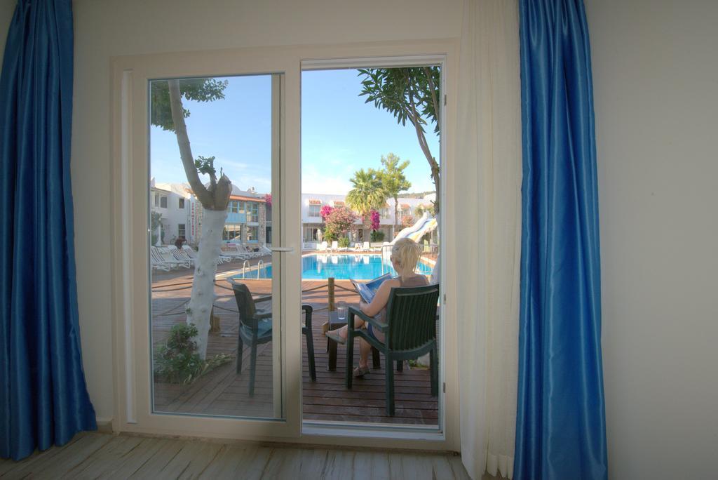 Delfi Hotel Spa&Wellness Center Bodrum Exterior foto